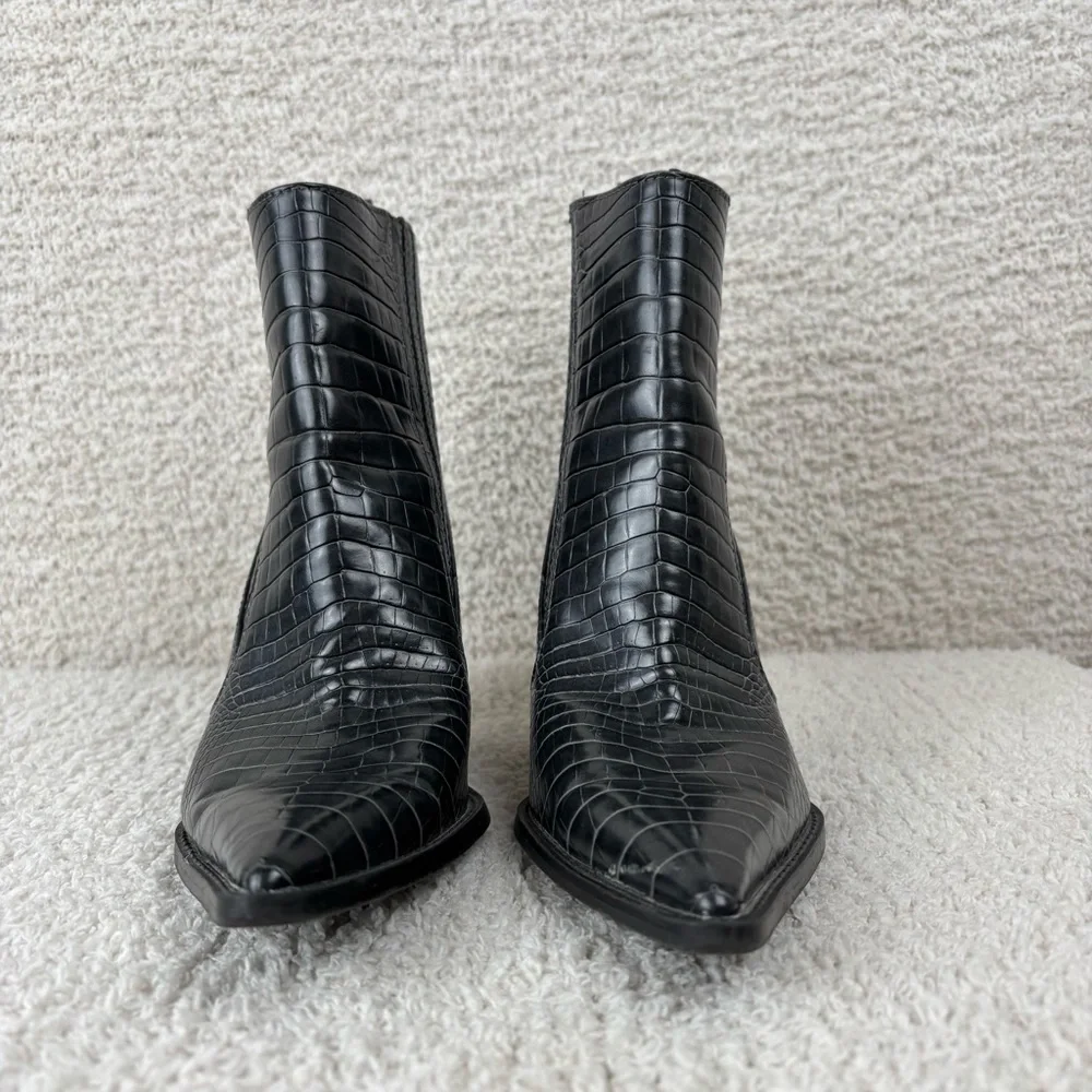 Zara Boots‎ Womens 36 US 6 Black Animal Print Cowboy Block Heeled Ankle Pull On